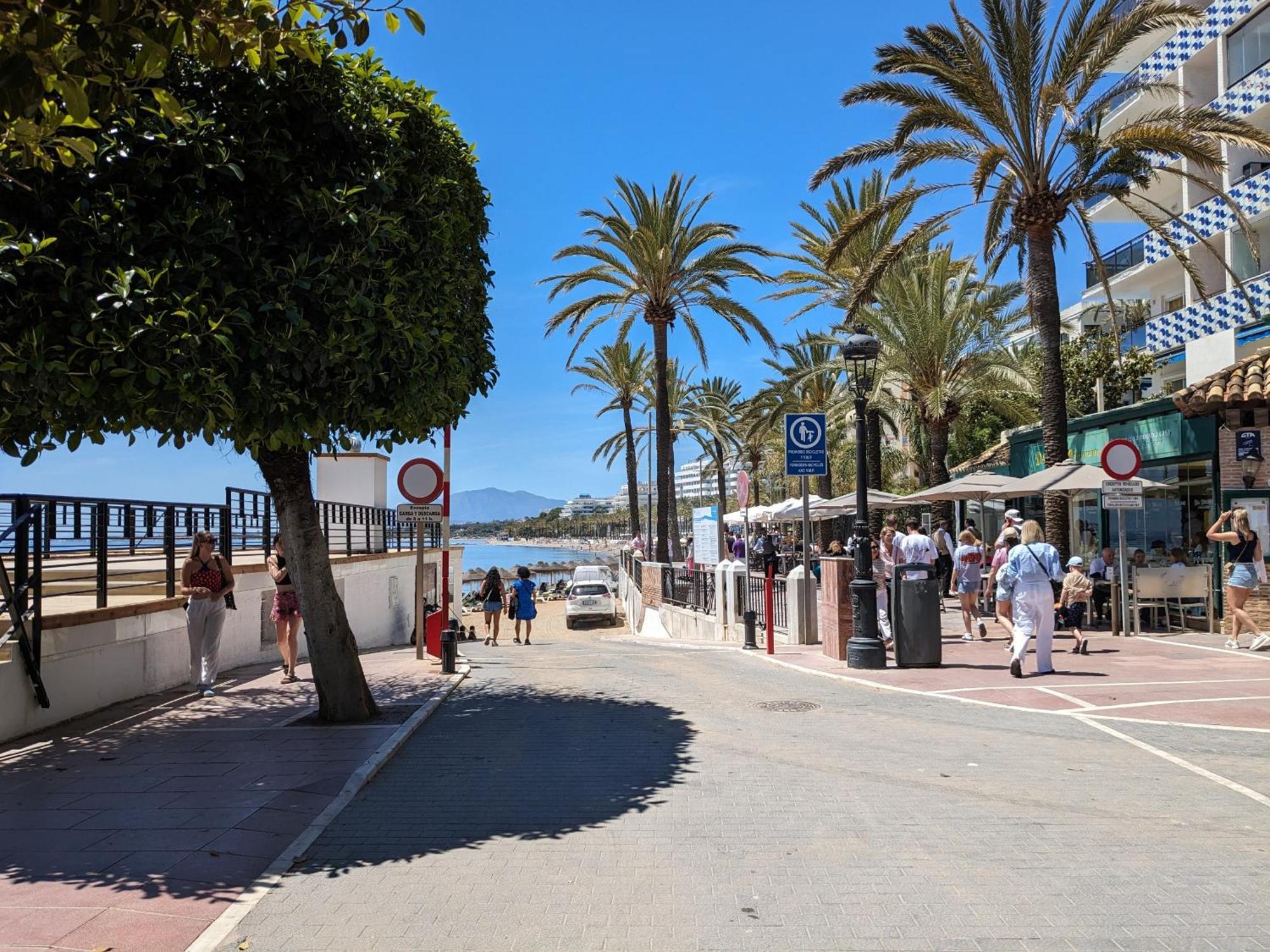 Apartamentos Con Vistas Y Terraza En Marbella Bagian luar foto