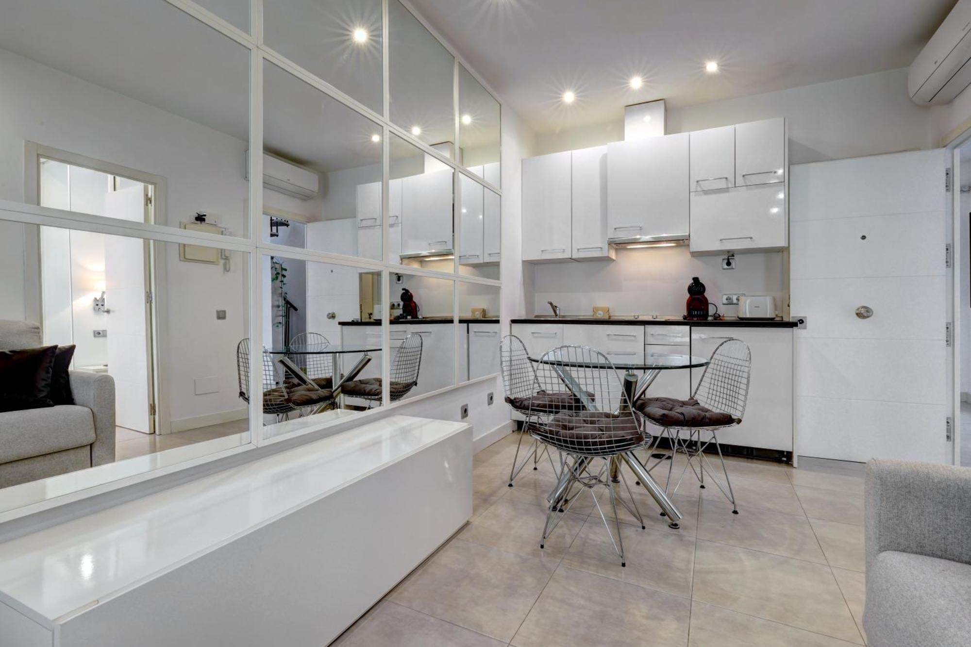 Apartamentos Con Vistas Y Terraza En Marbella Bagian luar foto