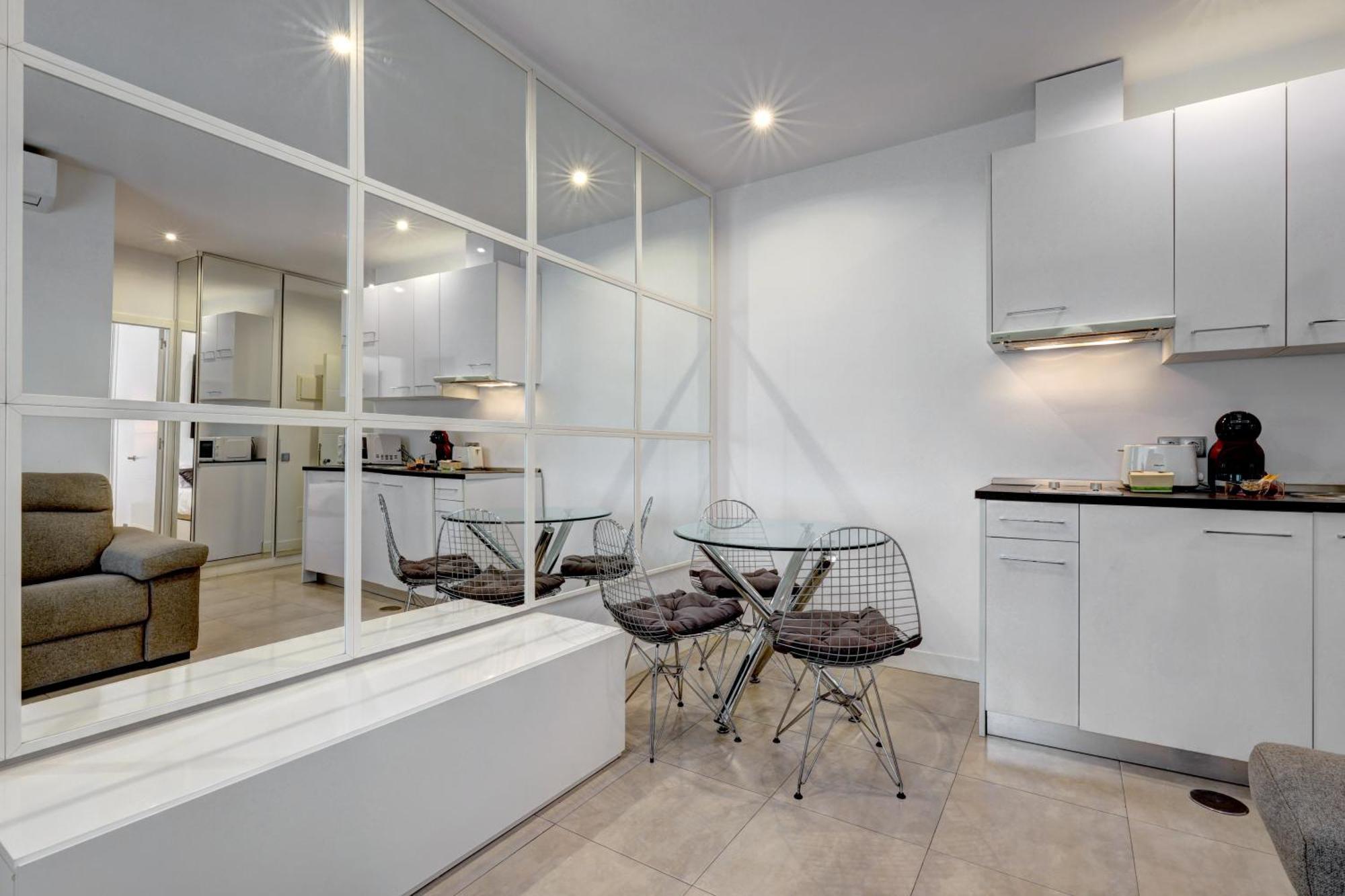 Apartamentos Con Vistas Y Terraza En Marbella Bagian luar foto
