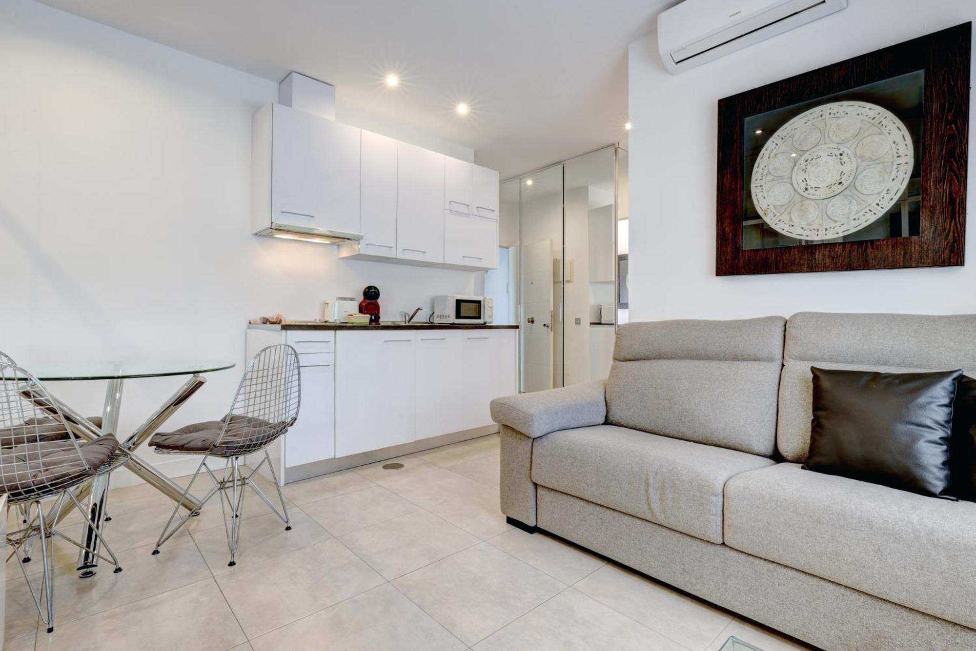 Apartamentos Con Vistas Y Terraza En Marbella Bagian luar foto
