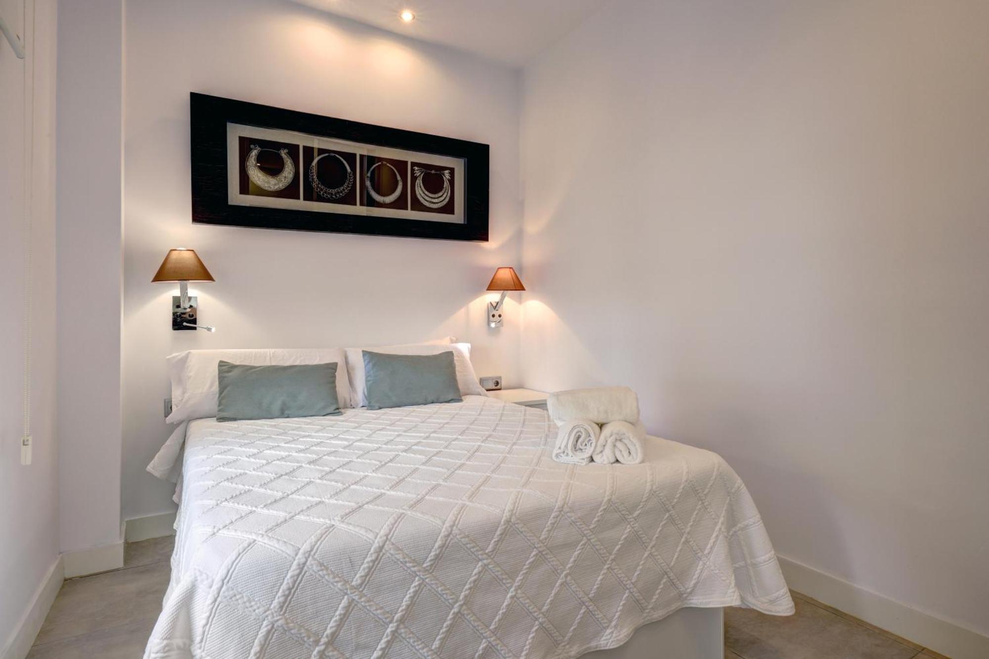 Apartamentos Con Vistas Y Terraza En Marbella Bagian luar foto