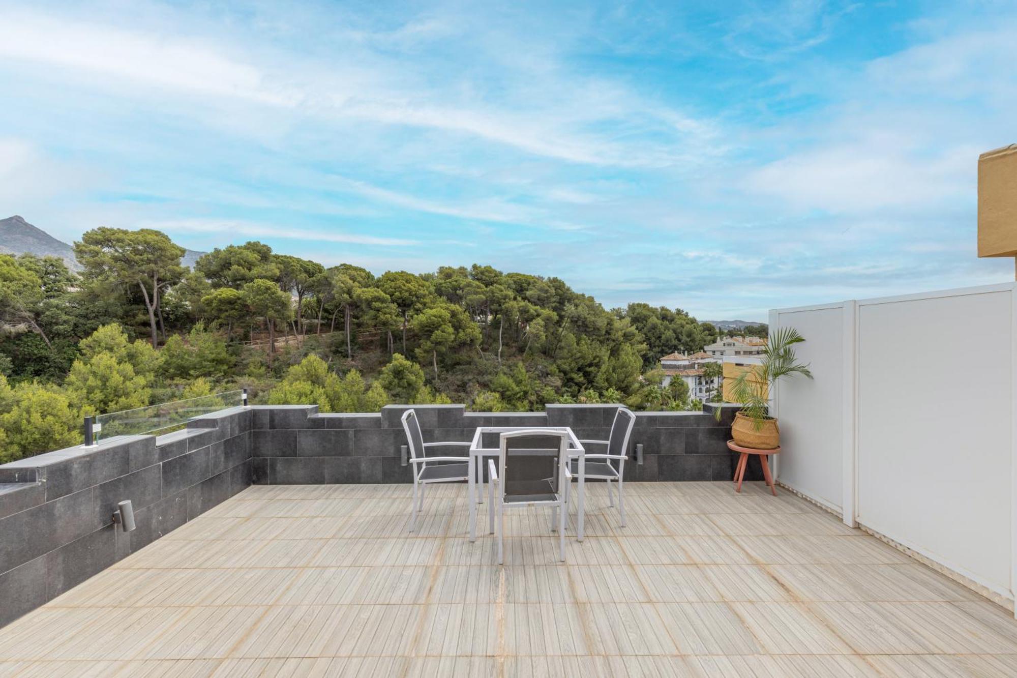 Apartamentos Con Vistas Y Terraza En Marbella Bagian luar foto