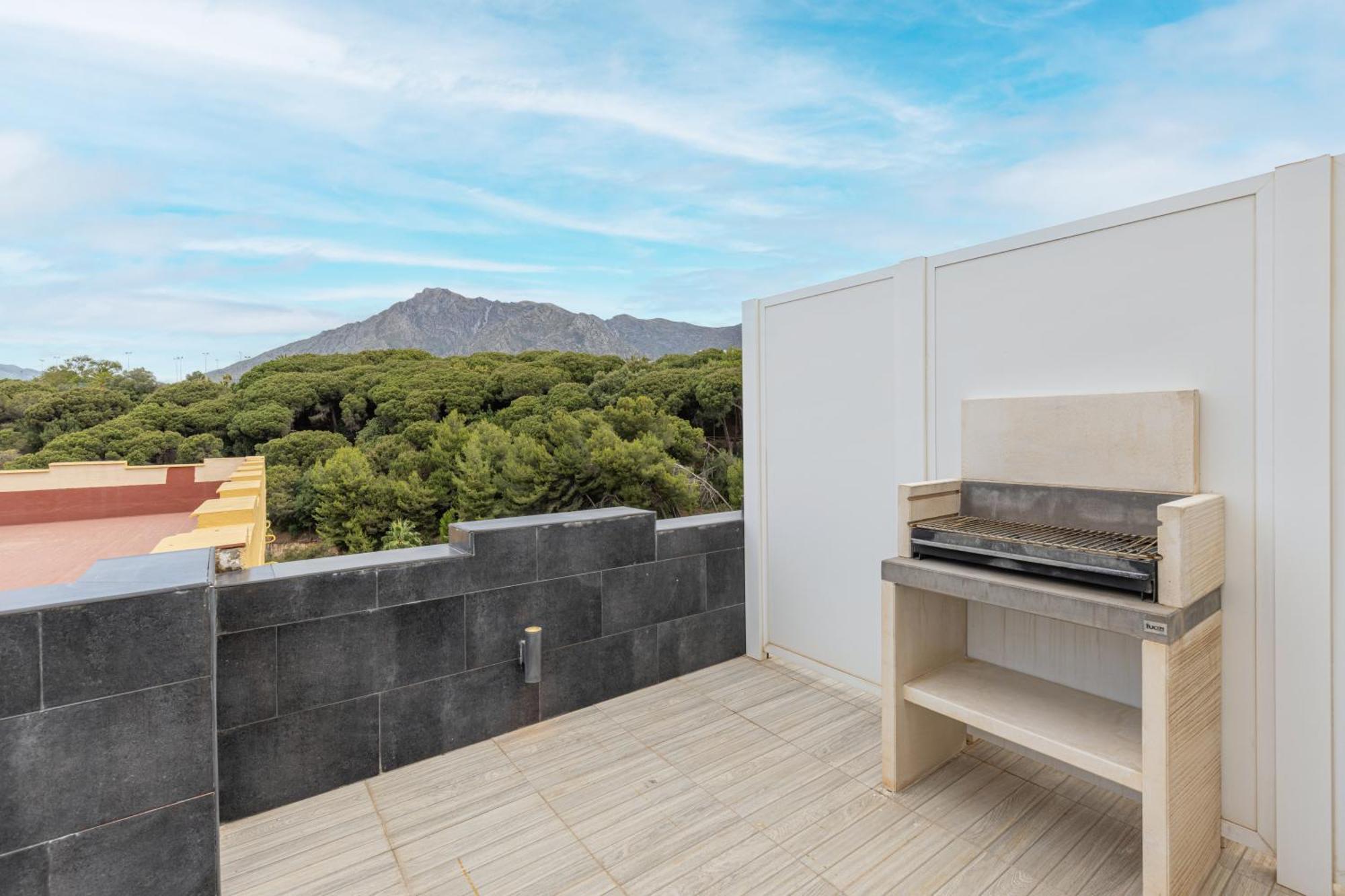Apartamentos Con Vistas Y Terraza En Marbella Bagian luar foto